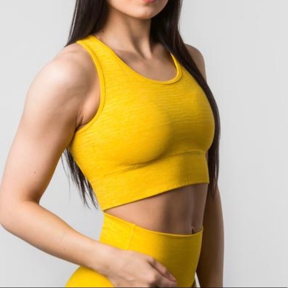 ALPHALETE Revival Sports Bra in Yellow - Size M - Picture 1 of 3
